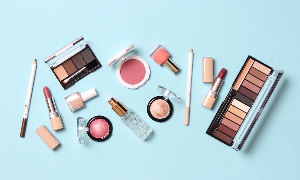 The Ultimate Guide to Makeup Accessories