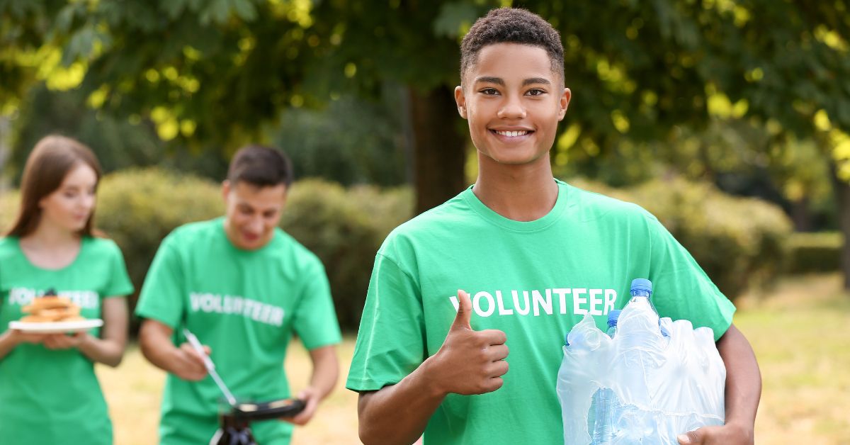 The Role of Volunteers in Charity Donation Drives