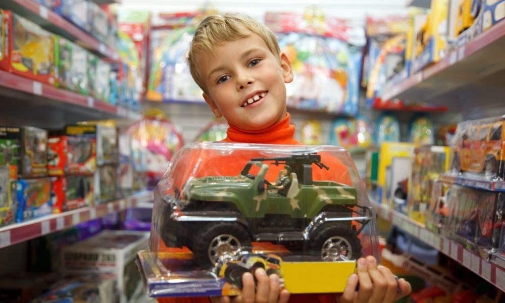 How To Start Selling Wholesale Toys on a Budget