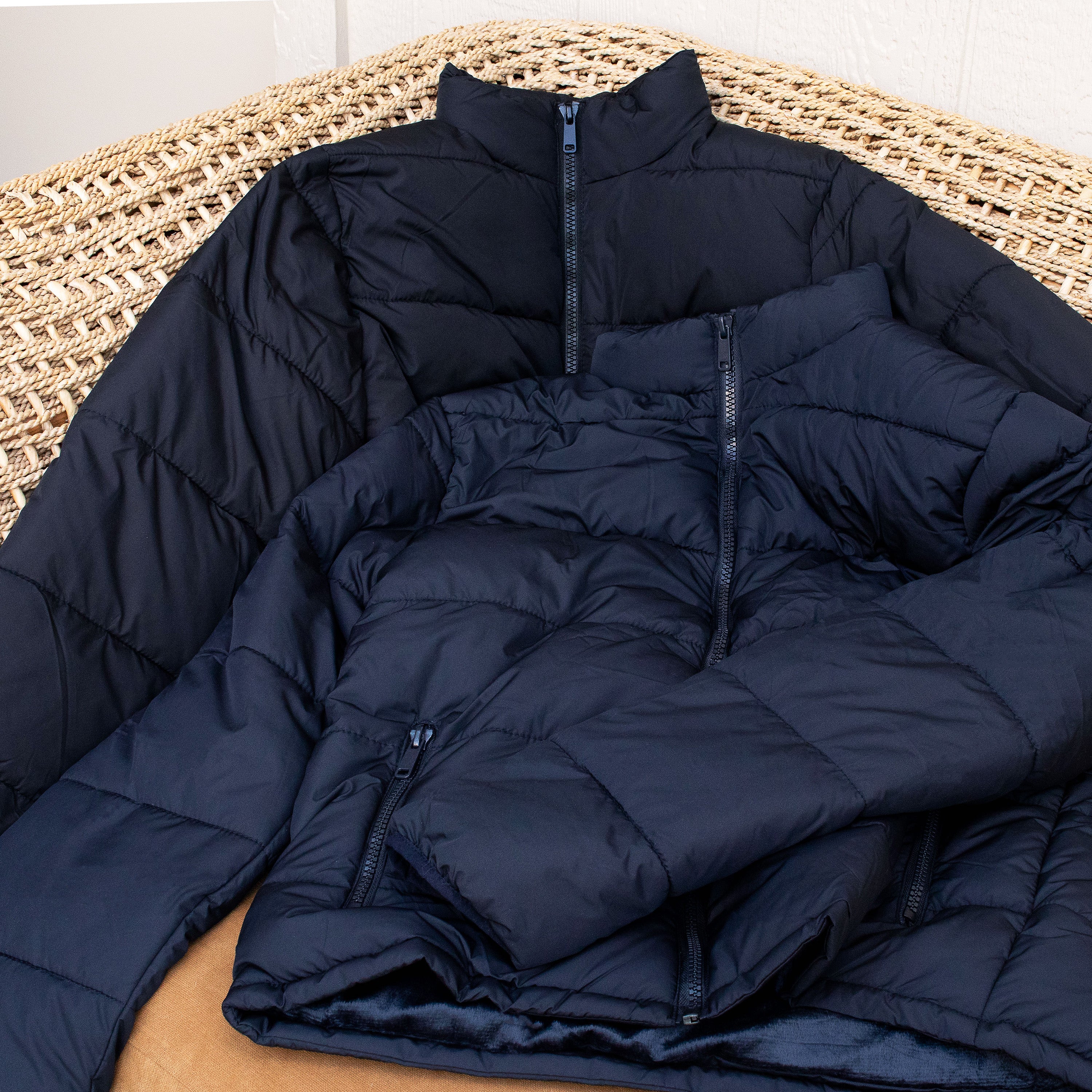 Men's Warm Winter Wholesale Coats in Assorted Colors & Sizes - Bulk Case of 12 Winter Jackets